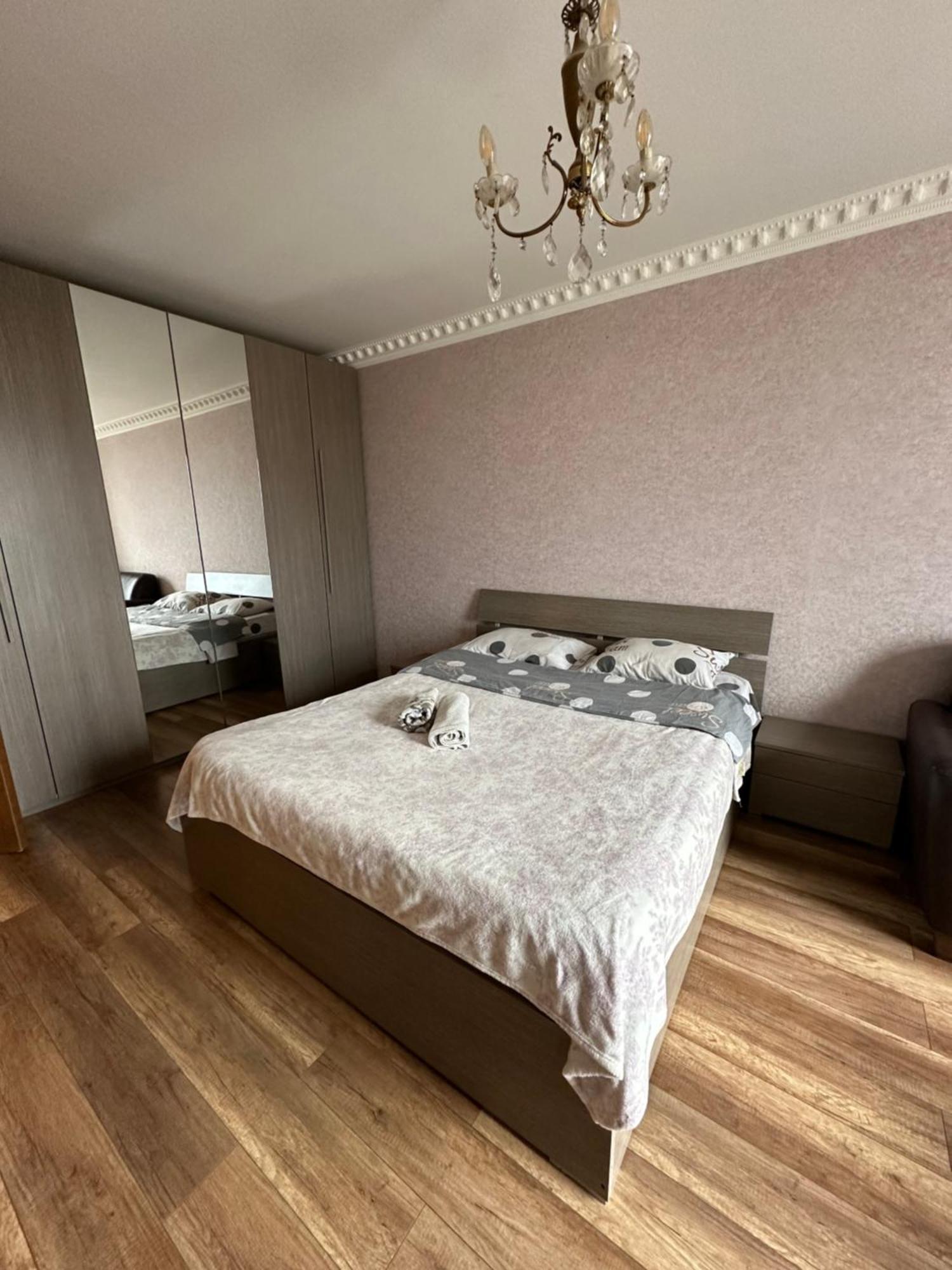 Апартаменти Біля Автовокзалу Ternopil Buitenkant foto
